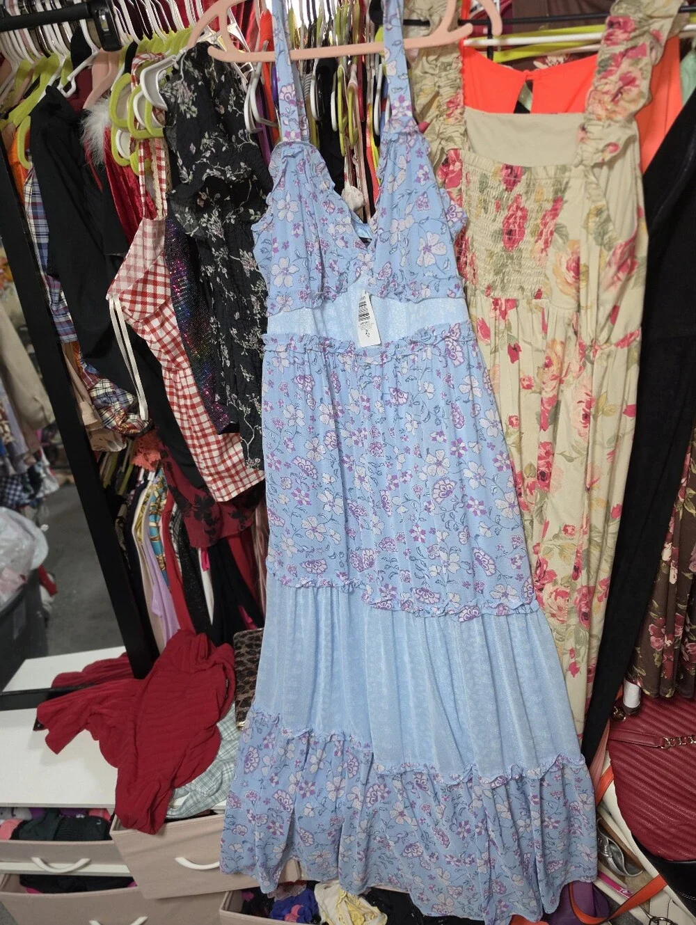 NWT TORRID Chiffon V-Neck Maxi Dress 00